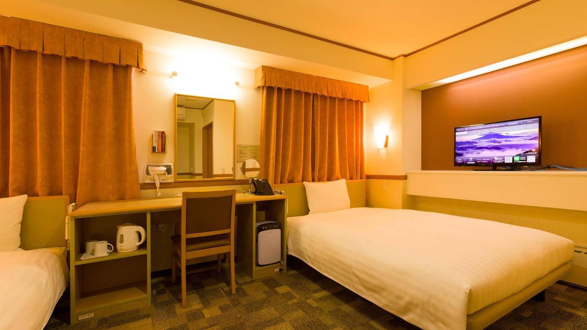 Toyoko Inn Atami Ekimae Room photo