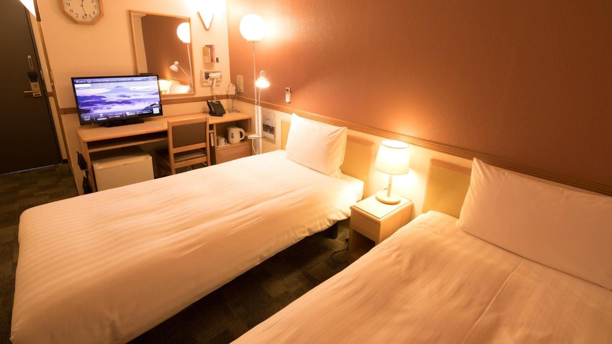 Toyoko Inn Atami Ekimae Room photo